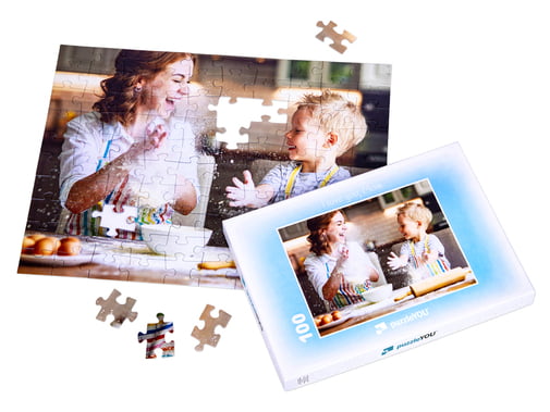 Completed photo puzzle 100 pieces with puzzle box